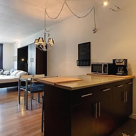 Downtown Cozy Loft-2