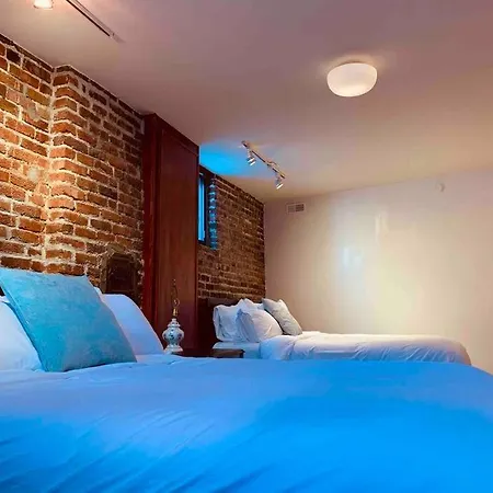 Cozy 2 Bedroom Parking, Ac, Monkland-2