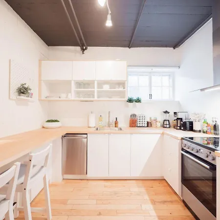 Location Location Location 2Br In Westmount-2