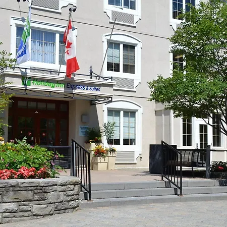 Holiday Inn Express & Suites Tremblant By Ihg-3