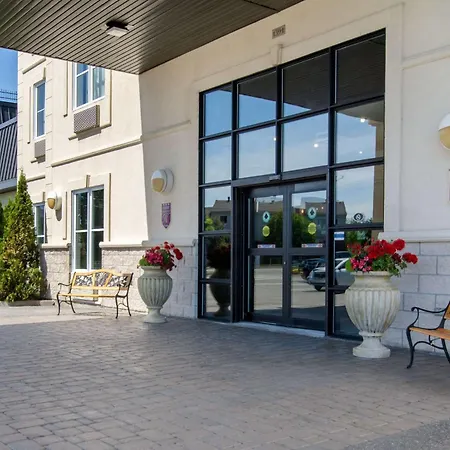 Comfort Inn & Suites-3