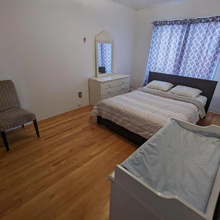 4720 Av Dupuis-2