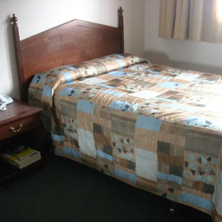 Grand Motel Saint-Hubert-2