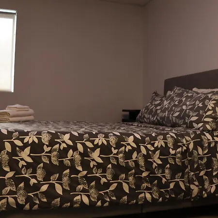 Amr Hotel Inc-3