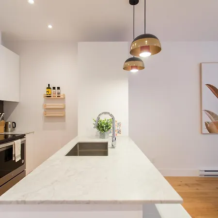Hip, Stylish Apartment In Little Italy By Den Stays A-2