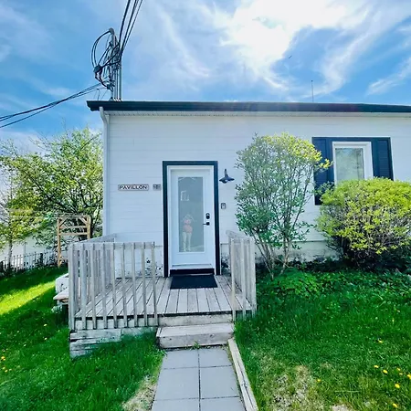 Pavillon De Jardin Neuf Baie De Tadoussac Clim Parking - 2 Chambres-3