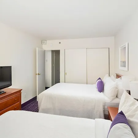 Hotel 2170 Lincoln Downtown Montreal-2