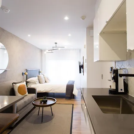 Scandinavian Studio With Full Kitchen And Bath By Den Stays-3