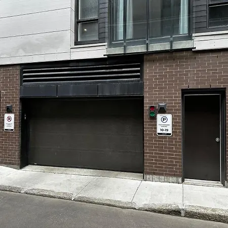 Initial / Fleuriste +Parking / Centre-Ville Qc-3
