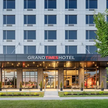 Grand Hotel Times Levis-2