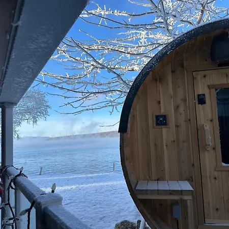 Auberge Et Chalets Sur Le Lac-3