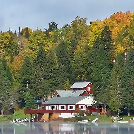 Kan-A-Mouche Pourvoirie Auberge Et Chalets-2