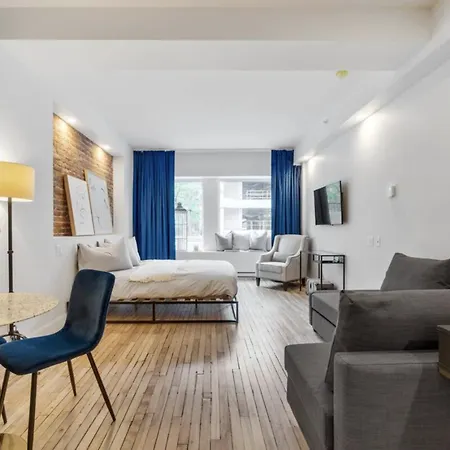 Initial / Suite trésor / Centre-Ville de Québec-2