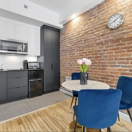 Initial / Suite trésor / Centre-Ville de Québec-3