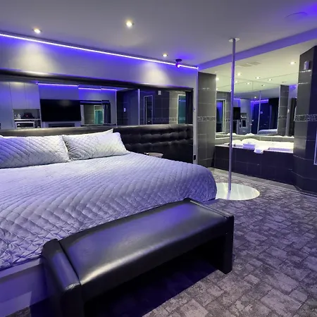 Le Fabreville Motel & Suites-3
