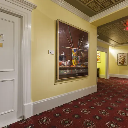 Lhotel-2
