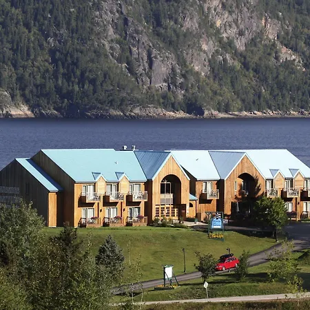 Battures Hotel Fjord Saguenay-2