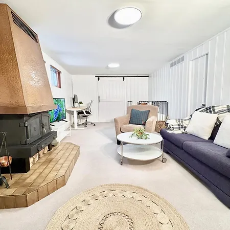 Montreal - Laval Haven - Entire Rental Unit-3
