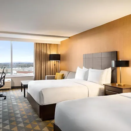Doubletree By Hilton Pointe Claire Montreal Airport West-2