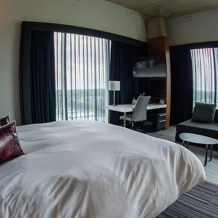 Grand Times Hotel Drummondville-2