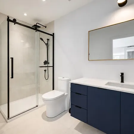 Luxury Penthouse 3Bedrooms 2Bathrooms Downtown Private Roof Terrace Presented By Tripmontreal-3