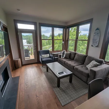 Appartement-Condo Sur Lac Superieur-Mont-Tremblant-2