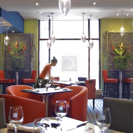 Novotel Montreal Center-2