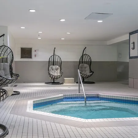 Delta Hotels By Marriott Montreal-3