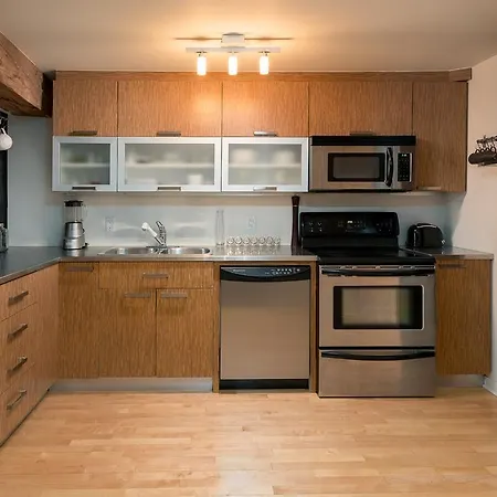 One-Bedroom On Rue Des Recollets Apt 303-3