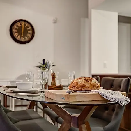 Likeahotel - Rue Saint-Denis Street Apartments-2