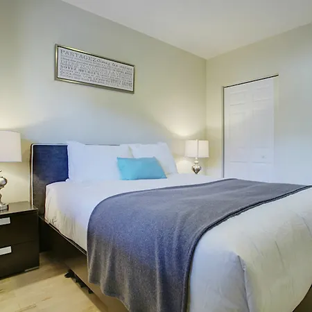 Modern 1Br In The Village By Sonder-3