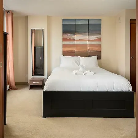Bohemian 1Br In Old Montreal By Sonder-3