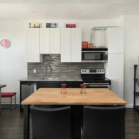 Architectural 2Br In Mile End By Sonder-2