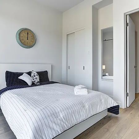 Destination Stays Little Burgundy Dt Mtl-2