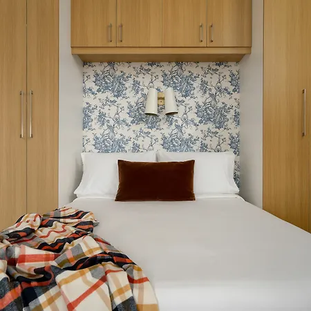 Beautiful 1Br In Quartier Des Spectacles By Sonder-2