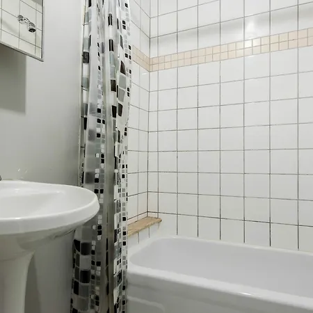Classic 2Br In Milton Park By Sonder-3