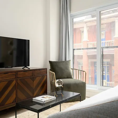Desirable 1Br In Quartier Des Spectacles By Sonder-3