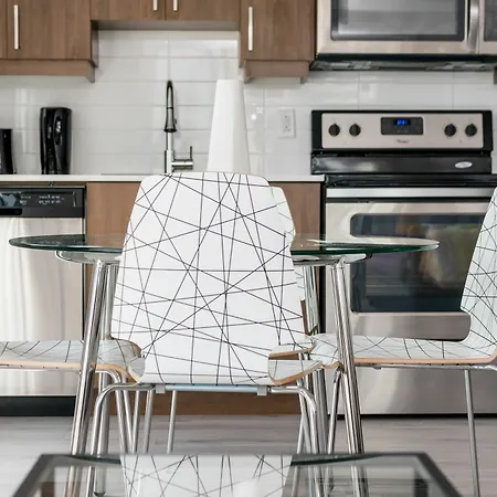 Chic 2Br In Festival Quarter By Sonder-3