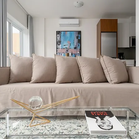 Charming 1Br In Quartier Des Spectacles By Sonder-3