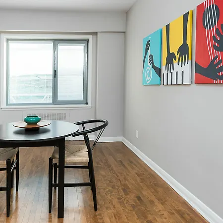 Chic 1Br In Downtown Mtl By Sonder-2