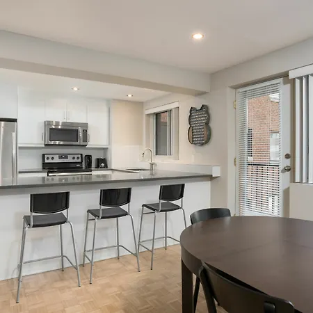 Hip 2Br In Downtown Mtl By Sonder-3
