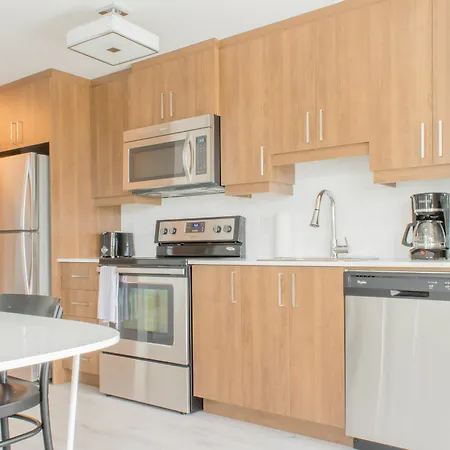 Sunny 2Br In Festival Quarter By Sonder-3