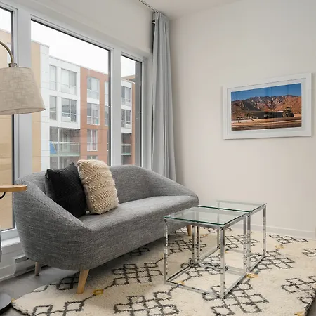 Intimate 1Br In Quartier Des Spectacles By Sonder-3