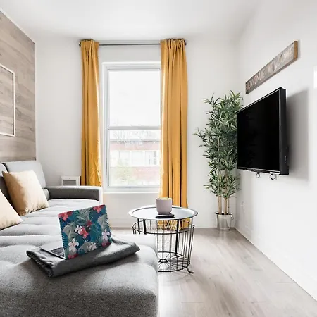 Apartments Near Montreal Olympic Park-2