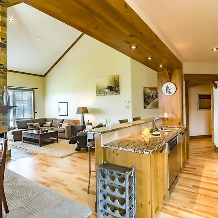 L'Equinoxe Rendez-Vous Mont-Tremblant-3