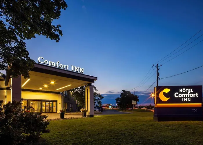 Pointe-Claire Hotels