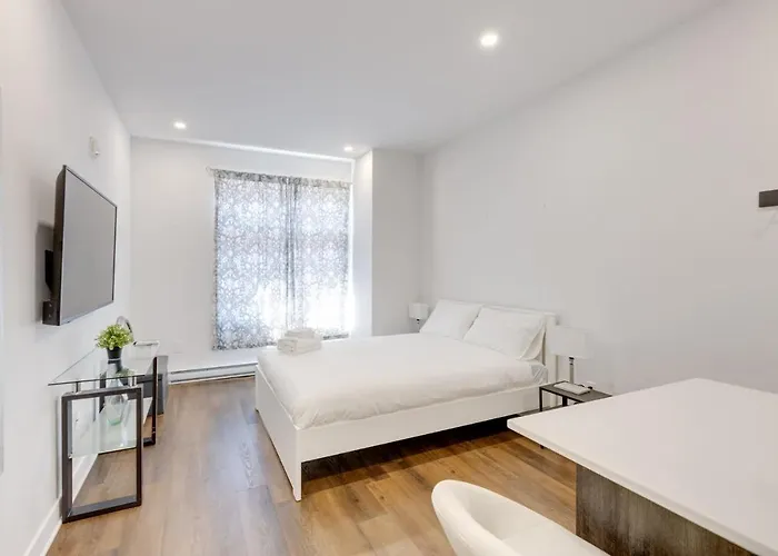 Le Mile End By M11 - Upscale Studio With Queen Bed Montréal
