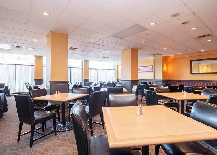Longueuil Hotels
