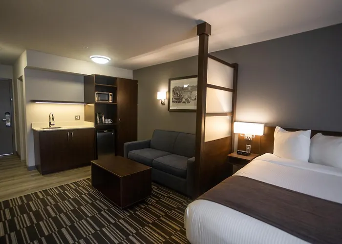 Microtel Inn & Suites By Wyndham Mont Tremblant