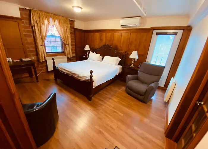 Le Grand Hotel Baie-Comeau